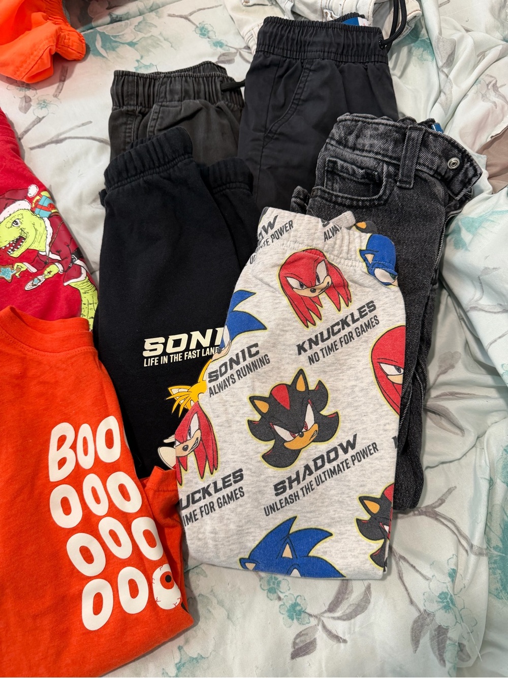 Boys bundle - Picture 3 of 3